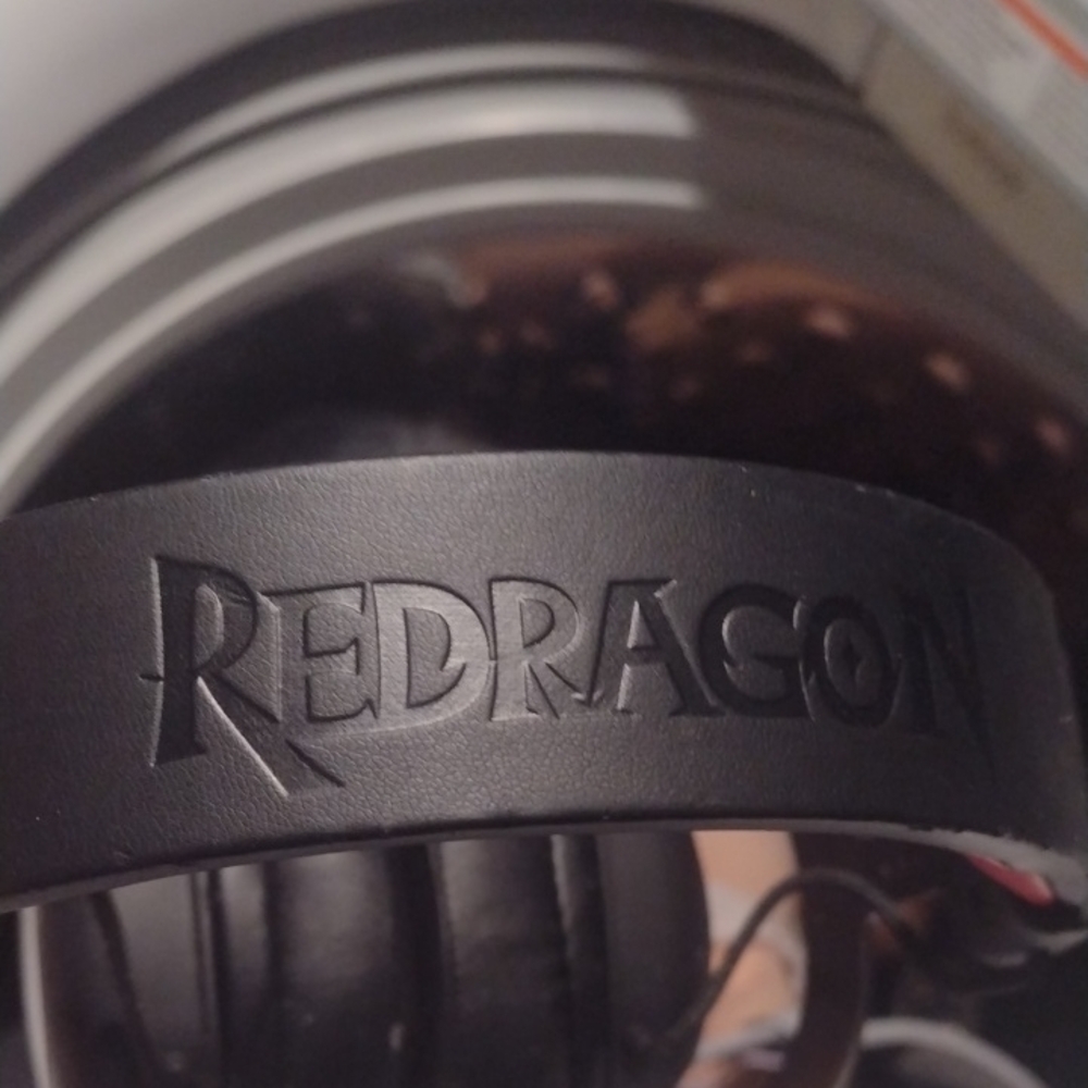 RedDragon Wired Gaming Headset
